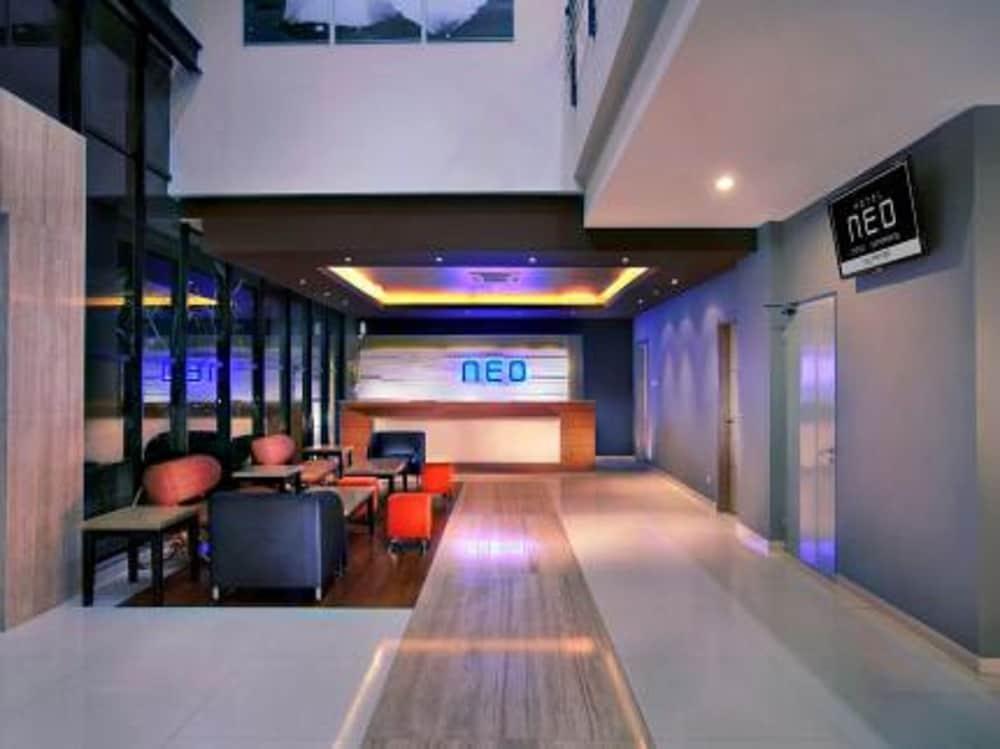 Hotel Neo Candi Simpang Lima - Semarang By Aston Exteriér fotografie