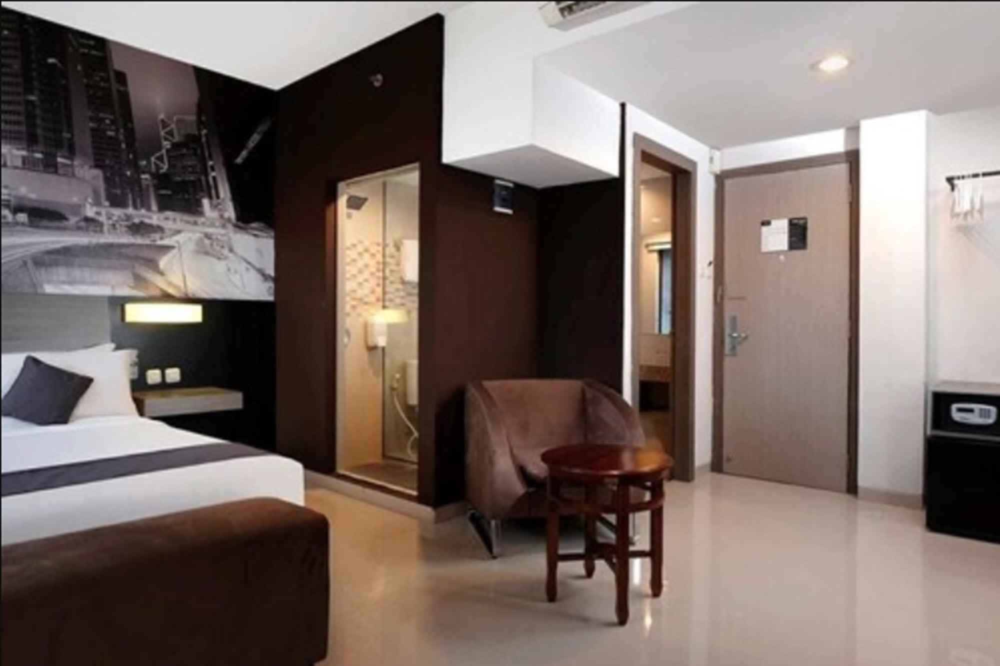 Hotel Neo Candi Simpang Lima - Semarang By Aston Exteriér fotografie