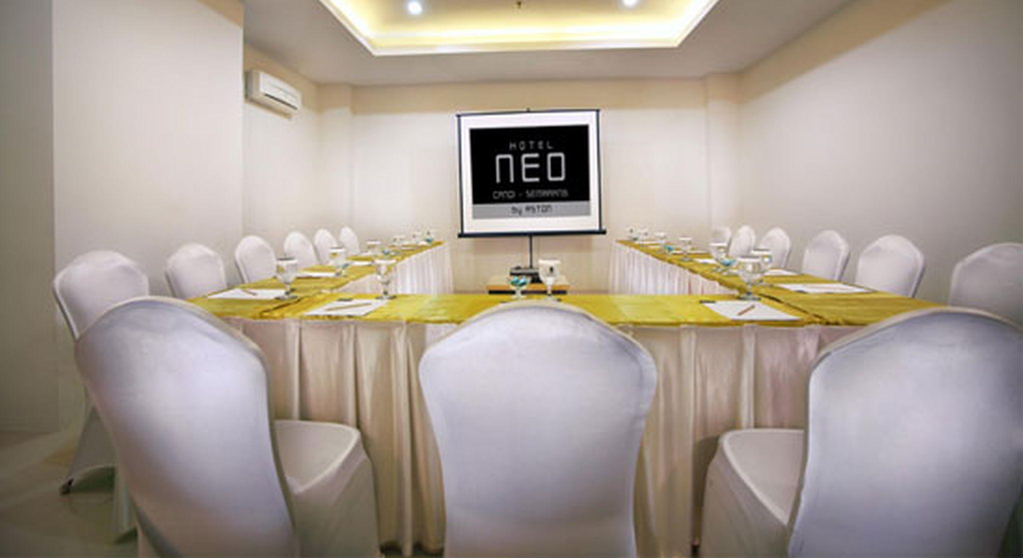 Hotel Neo Candi Simpang Lima - Semarang By Aston Exteriér fotografie