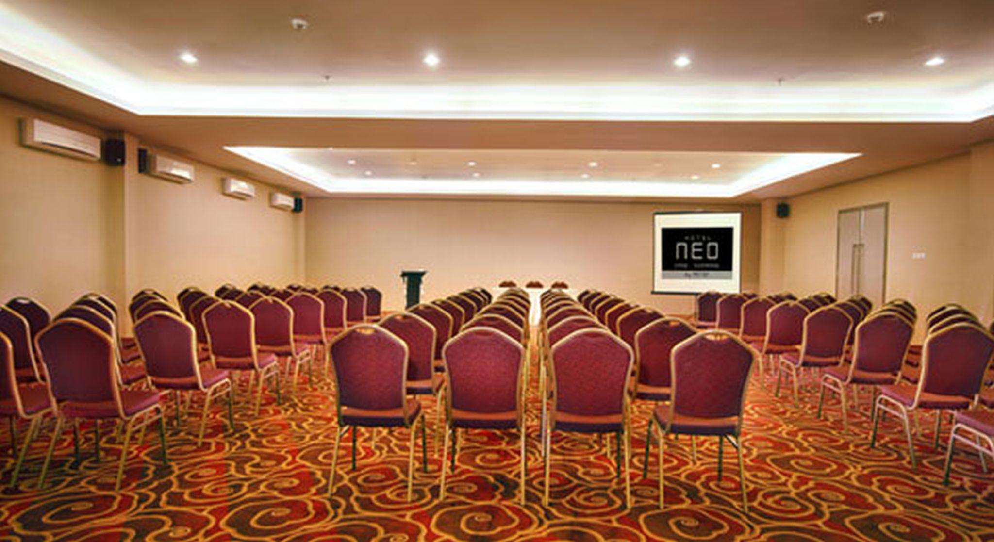 Hotel Neo Candi Simpang Lima - Semarang By Aston Exteriér fotografie