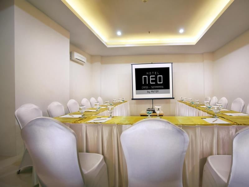 Hotel Neo Candi Simpang Lima - Semarang By Aston Exteriér fotografie