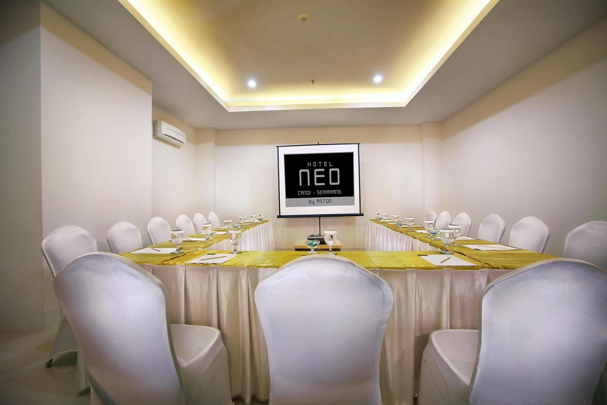 Hotel Neo Candi Simpang Lima - Semarang By Aston Exteriér fotografie